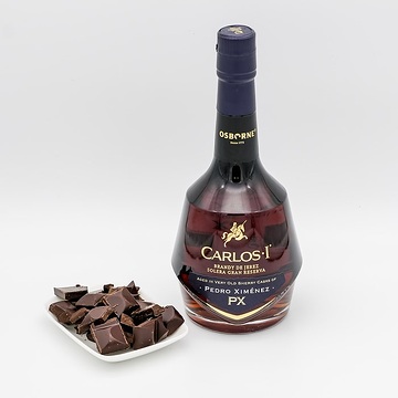 Carlos I PX Schokolade Pairing Cuor di Cacao Zartbitter 85% Flasche 1 Photograph Eric Anders Copyright Osborne