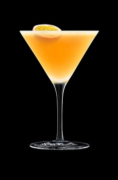 Three Sixty Cocktail_Pornstar Martini Cocktail_Glas